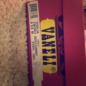 Black brown and pink Vaneli 6.5 heels